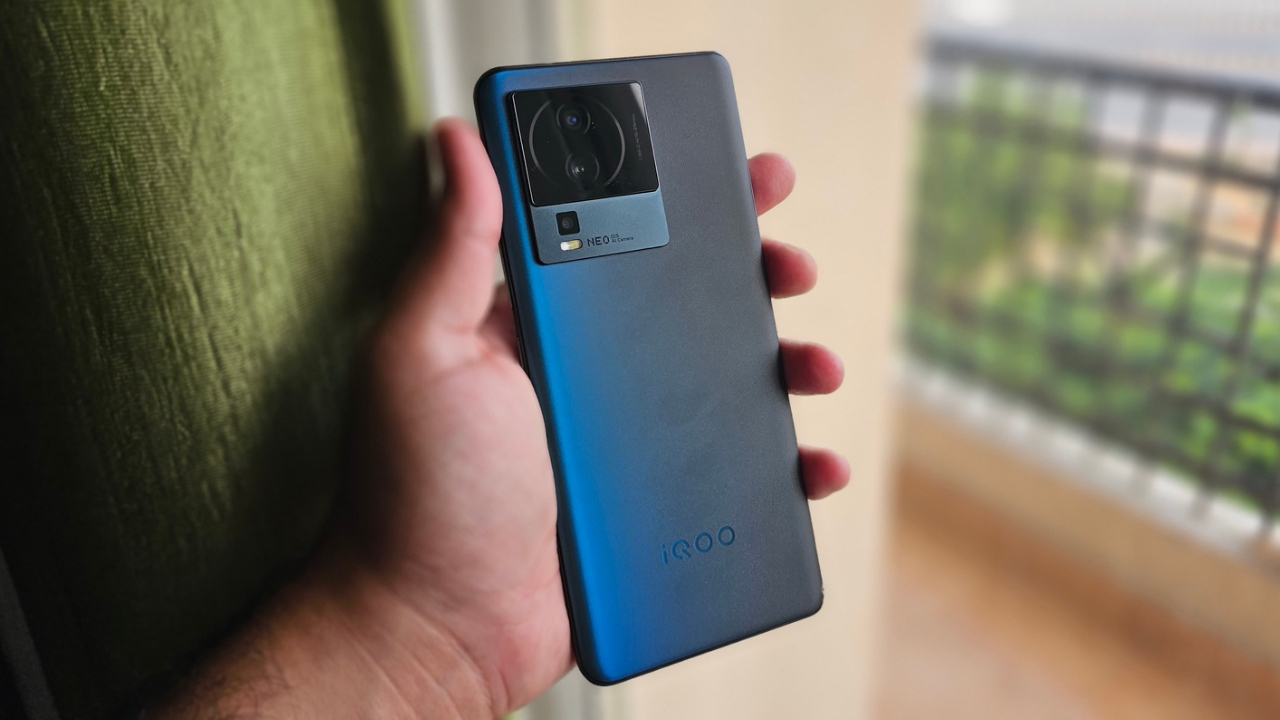 iqoo neo 7 first look