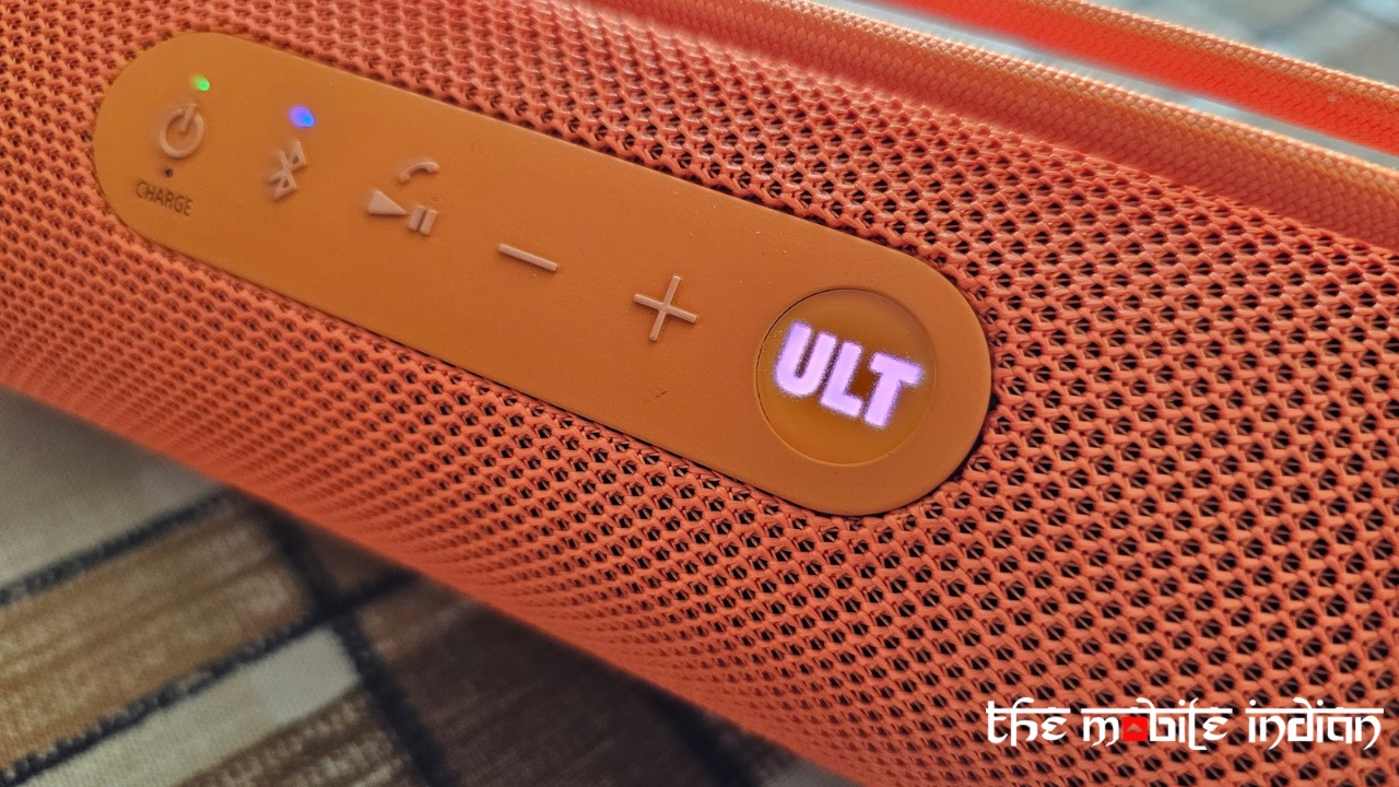 Sony ult field 1 ULT Button