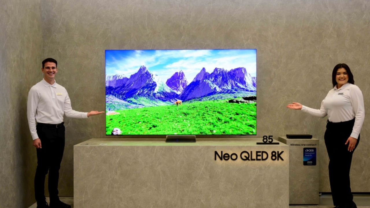 Samsung Neo QLED 8K QN990F