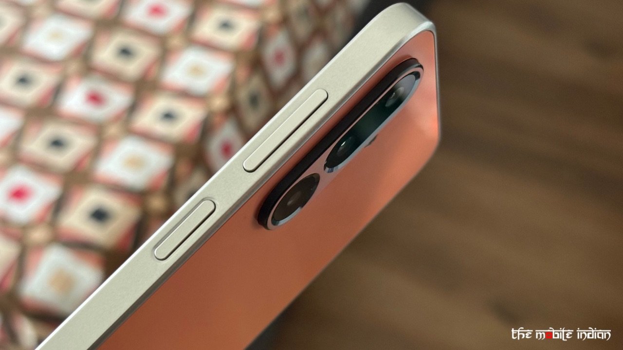 Samsung Galaxy M36 5G side